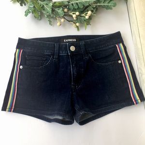 EXPRESS Shorts Shortie Denim Low Rise Size 00 Blue Jeans Dark Wash